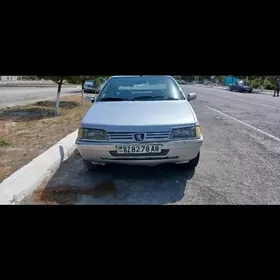 Peugeot 405 2007