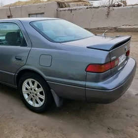 Toyota Camry 1999