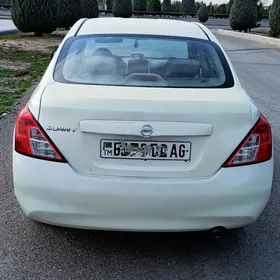 Nissan Sunny 2014