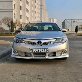 Toyota Camry 2013