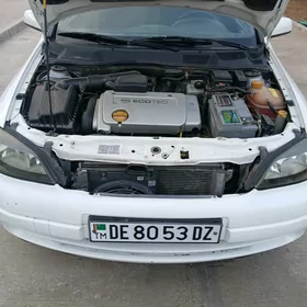 Opel Astra 2003