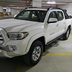 Toyota Tacoma 2016