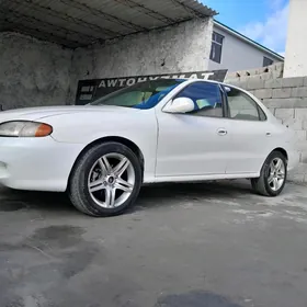 Hyundai Elantra 1996