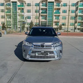 Toyota Highlander 2019