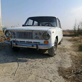 Lada 2104 1985