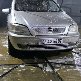 Opel Zafira 2004