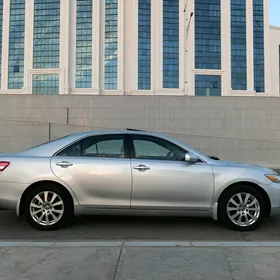 Toyota Camry 2010