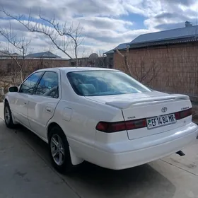 Toyota Camry 1997