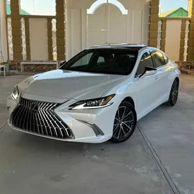 Lexus ES 350 2022