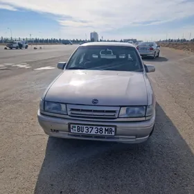 Opel Vectra 1992