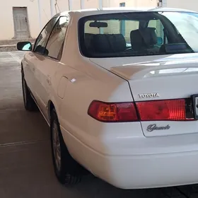 Toyota Camry 1999