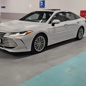 Toyota Avalon 2018