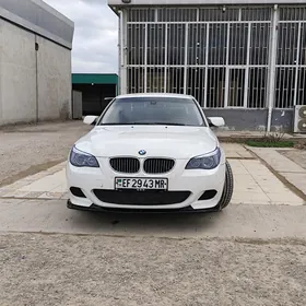 BMW E60 2004