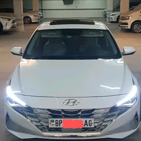 Hyundai Elantra 2021