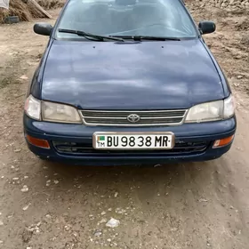 Toyota Carina 1992