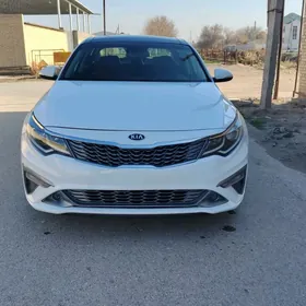 Kia Optima 2019