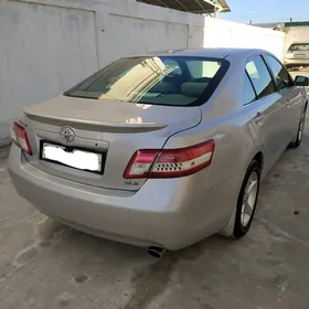 Toyota Camry 2010