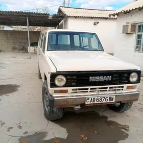 Nissan Patrol 1993