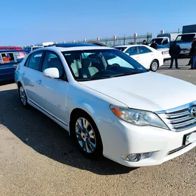 Toyota Avalon 2011