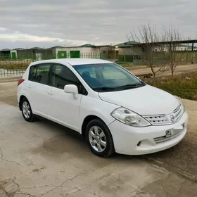 Nissan Versa 2010