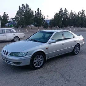 Toyota Camry 2001