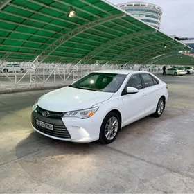 Toyota Camry 2017