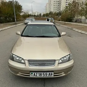 Toyota Camry 2001