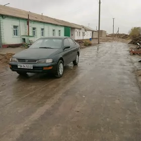 Toyota Corona 1993