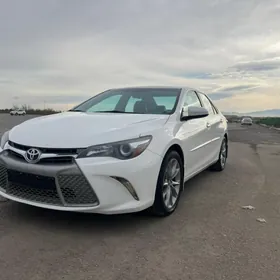 Toyota Camry 2016