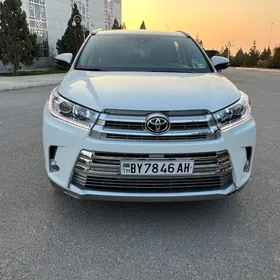 Toyota Highlander 2019