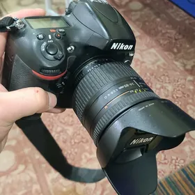 Nikon D800