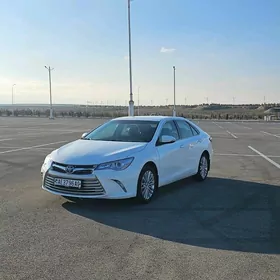 Toyota Camry 2016