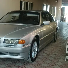 BMW 740 2001