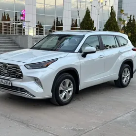 Toyota Highlander 2023