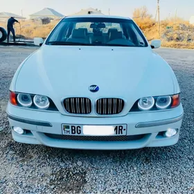 BMW E39 1998