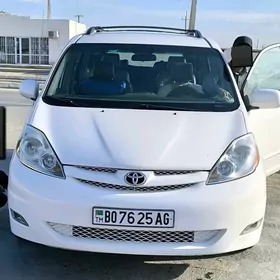 Toyota Sienna 2008