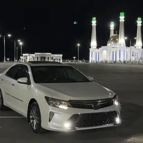 Toyota Camry 2017