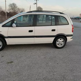 Opel Zafira 2002