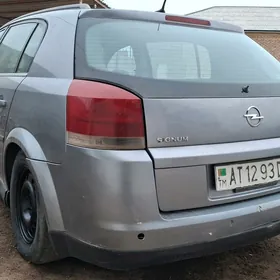 Opel Signum 2003