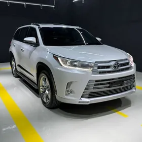 Toyota Highlander 2019