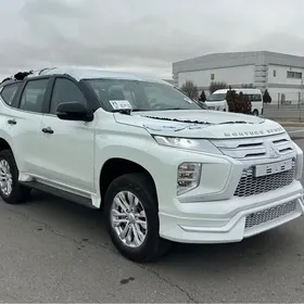 Mitsubishi Montero Sport 2024