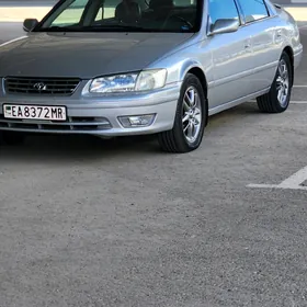 Toyota Camry 2000