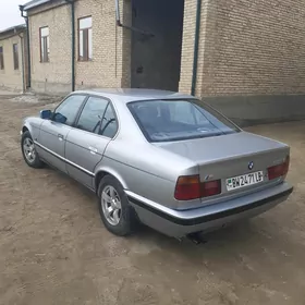 BMW 525 1992