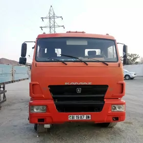 Kamaz 6520 2011