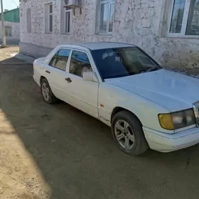 Mercedes-Benz 230E 1989