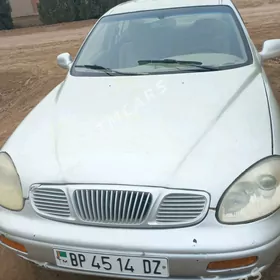 Daewoo Leganza 1998