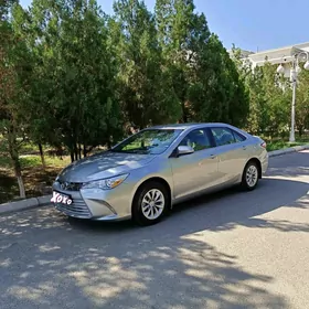 Toyota Camry 2017