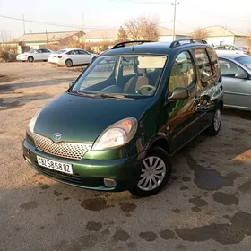 Toyota Yaris 2006