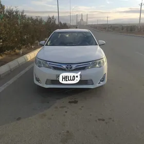 Toyota Camry 2012