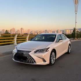 Lexus ES 350 2020